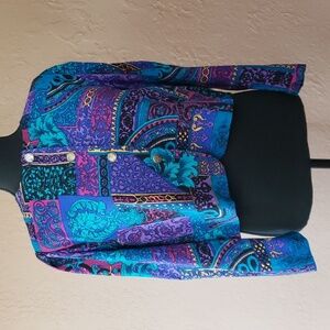 Medium Long Sleeve Button Down Blouse Medium